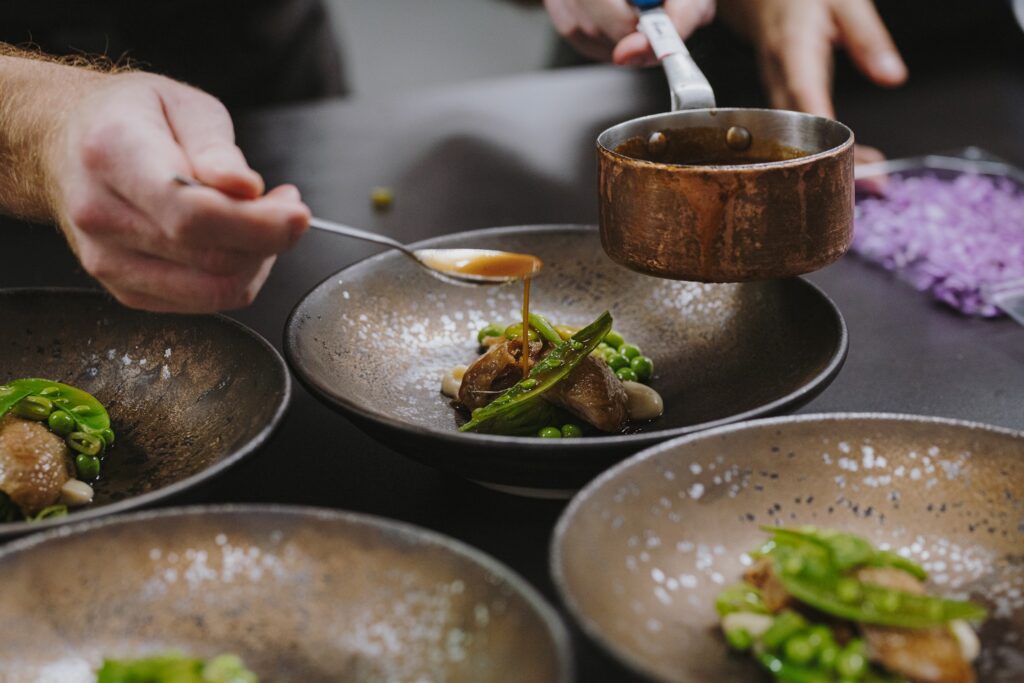 Stainless steel kitchenware