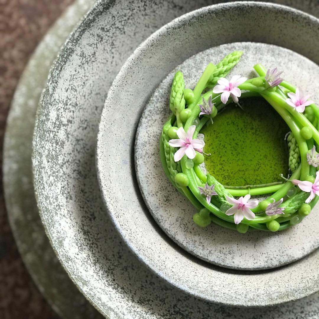 Ceramic platter