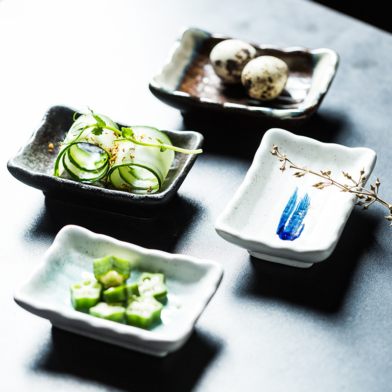 SAUCE DISH WITH SIMPLE STYLE