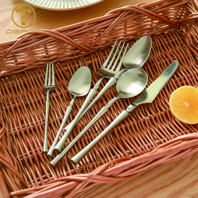 WESTERN STAINLESS STEEL CUTLERY SET
